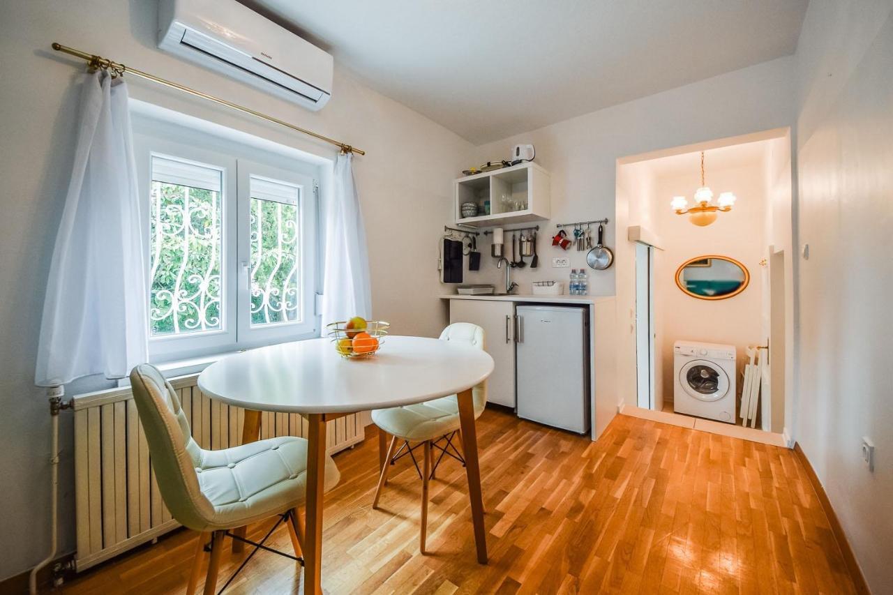 Kavon Apartments Любляна Экстерьер фото